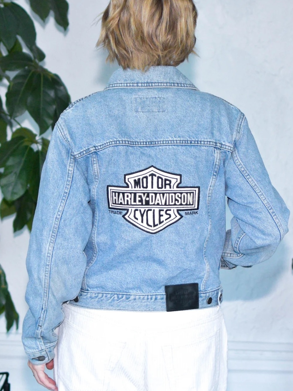 VINTAGE HARLEY DAVIDSON Light Blue Denim Jacket Size Medium